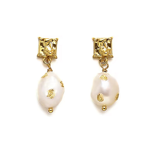 Earring - Pearl Drop